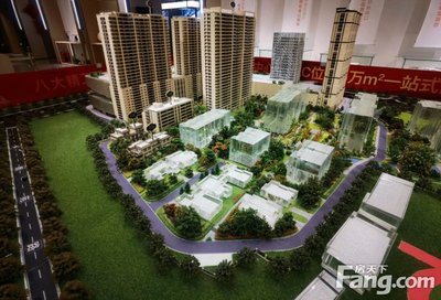 金鷹世界怎么樣?看現(xiàn)場(chǎng)置業(yè)顧問(wèn)發(fā)布了2條項(xiàng)目新消息!